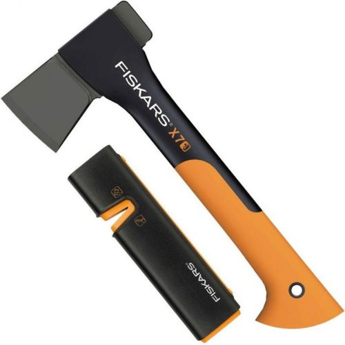 FISKARS X7 kemping fejsze + Xsharp fejsze és késélező  129048
