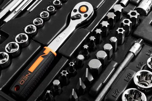 NEO Dugókulcs készlet +szerszámkészlet  1/4" - 3/8" - 1/2" 233db