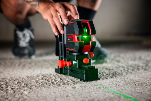 SOLA-Metál X2 Green Professional keresztvonal lézer szett (lézer, elem, fali tartó, táska)