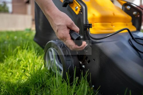 STIGA akkumulátoros fűnyíró COLLECTOR 48 S AE Kit