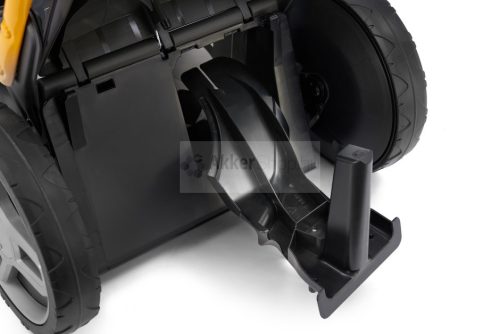 STIGA benzinmotoros fűnyíró COMBI 753 S